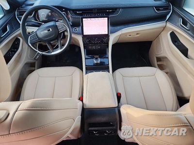 Zdjęcie 8 z 13 samochodu: 2025 JEEP GRAND CHEROKEE LIMITED VIN:1C4RJGBG7S8765640 - miniatura