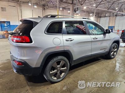 Trzecie zdjęcie samochodu z tyłu: 2016 JEEP CHEROKEE LATITUDE VIN:1C4PJMCB7GW305549 - miniatura
