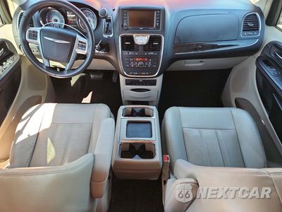 Zdjęcie 8 z 13 samochodu: 2013 CHRYSLER TOWN & COUNTRY TOURING L VIN:2C4RC1CG0DR777254 - miniatura