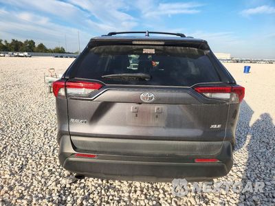 Zdjęcie 6 z 13 samochodu: 2019 TOYOTA RAV4 XLE VIN:2T3W1RFV1KC030316 - miniatura