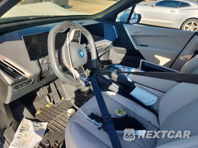 Zdjęcie 8 z 13 samochodu: 2025 BMW IX XDRIVE50 VIN:WB523CF03SCT78027 - miniatura
