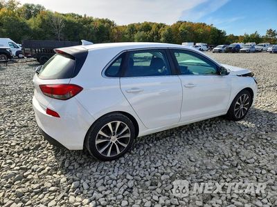 Trzecie zdjęcie samochodu z tyłu: 2018 HYUNDAI ELANTRA GT BASE VIN:KMHH35LE7JU062516 - miniatura