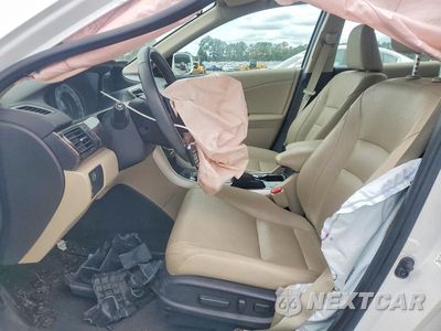 Zdjęcie 7 z 12 samochodu: 2016 HONDA ACCORD EXL VIN:1HGCR2F96GA211925 - miniatura