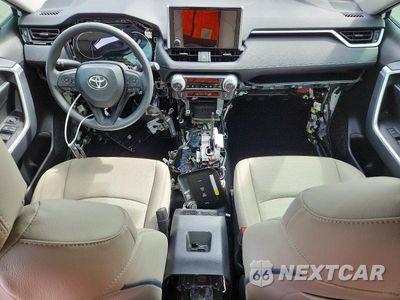 Zdjęcie 8 z 14 samochodu: 2025 TOYOTA RAV4 XLE VIN:2T3W1RFV4SC336331 - miniatura