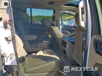 Zdjęcie 10 z 12 samochodu: 2015 CHEVROLET SUBURBAN K1500 LTZ VIN:1GNSKKKC2FR556618 - miniatura