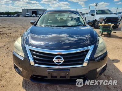 Piąte zdjęcie samochodu w środku: 2015 NISSAN ALTIMA 2.5 S VIN:1N4AL3AP8FN392431 - miniatura