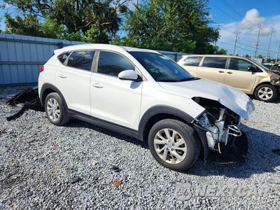 Czwarte zdjęcie samochodu z boku: 2019 HYUNDAI TUCSON VALUE VIN:KM8J33A40KU935203 - miniatura