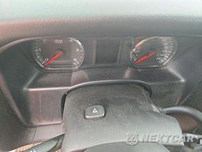 Zdjęcie 9 z 12 samochodu: 2016 CHEVROLET SILVERADO K1500 CUSTOM VIN:1GCVKPEC3GZ184626 - miniatura
