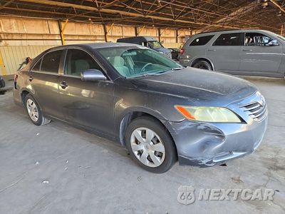Czwarte zdjęcie samochodu z boku: 2007 TOYOTA CAMRY LE VIN:4T1BE46K57U114360 - miniatura