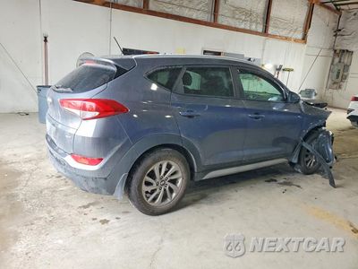 Trzecie zdjęcie samochodu z tyłu: 2017 HYUNDAI TUCSON SE VIN:KM8J3CA4XHU417673 - miniatura