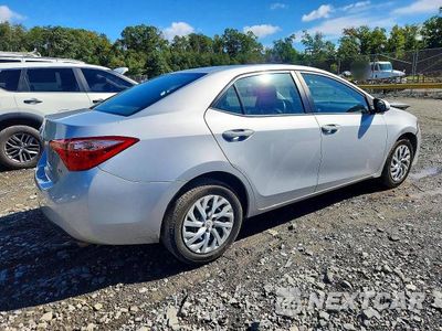 Trzecie zdjęcie samochodu z tyłu: 2017 TOYOTA COROLLA LE VIN:2T1BURHEXHC820119 - miniatura