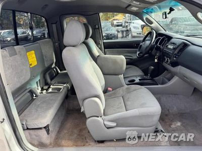 Zdjęcie 8 z 11 samochodu: 2007 TOYOTA TACOMA BASE VIN:5TETX22N37Z336328 - miniatura