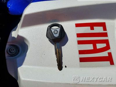 Zdjęcie 8 z 9 samochodu: 2010 YAMAHA YZFR1 VIN:JYARN23EXAA008402 - miniatura