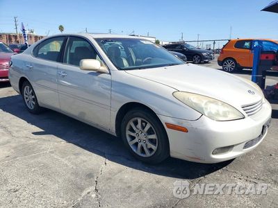 Czwarte zdjęcie samochodu z boku: 2002 LEXUS ES 300 VIN:JTHBF30G720037733 - miniatura