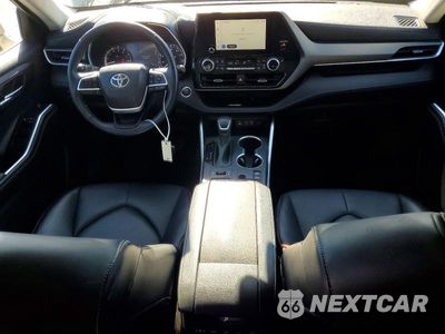 Zdjęcie 8 z 13 samochodu: 2023 TOYOTA HIGHLANDER XLE VIN:5TDKDRBH8PS007936 - miniatura