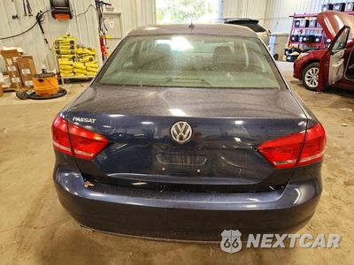 Zdjęcie 6 z 12 samochodu: 2012 VOLKSWAGEN PASSAT S VIN:1VWAP7A38CC021003 - miniatura