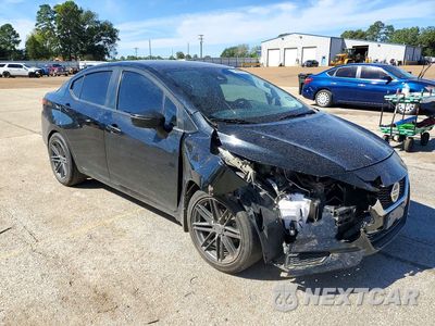 Czwarte zdjęcie samochodu z boku: 2020 NISSAN VERSA SV VIN:3N1CN8EV1LL876961 - miniatura