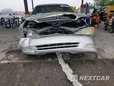 Piąte zdjęcie samochodu w środku: 2002 TOYOTA CAMRY XLE VIN:4T1BE32K12U058488 - miniatura