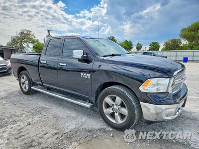 Czwarte zdjęcie samochodu z boku: 2018 RAM 1500 SLT VIN:1C6RR6GG9JS119259 - miniatura