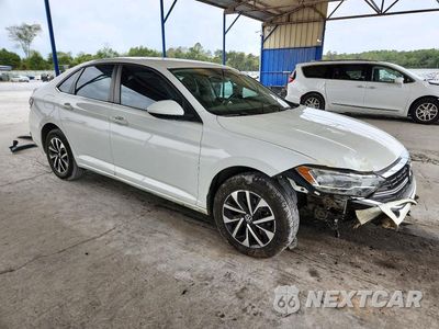 Czwarte zdjęcie samochodu z boku: 2022 VOLKSWAGEN JETTA S VIN:3VWCM7BU6NM002346 - miniatura