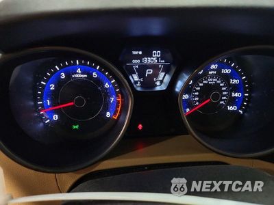 Zdjęcie 9 z 12 samochodu: 2013 HYUNDAI ELANTRA GLS VIN:5NPDH4AE6DH427381 - miniatura