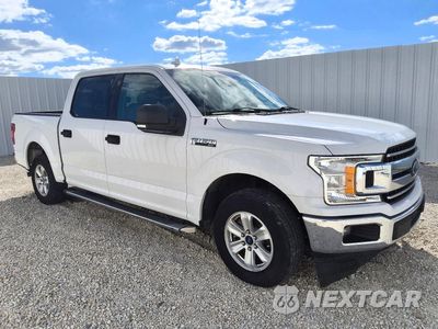 Czwarte zdjęcie samochodu z boku: 2018 FORD F150 SUPERCREW VIN:1FTEW1C55JFA47119 - miniatura