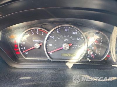 Zdjęcie 9 z 13 samochodu: 2005 MITSUBISHI ENDEAVOR XLS VIN:4A4MN31S75E010564 - miniatura