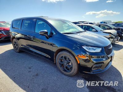 Czwarte zdjęcie samochodu z boku: 2022 CHRYSLER PACIFICA HYBRID TOURING L VIN:2C4RC1L7XNR214231 - miniatura
