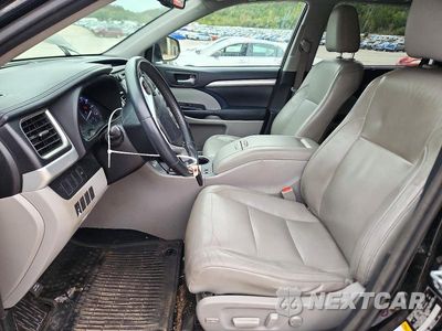 Zdjęcie 7 z 13 samochodu: 2015 TOYOTA HIGHLANDER XLE VIN:5TDJKRFH7FS214280 - miniatura