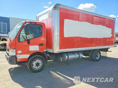 2018 HINO 195 BOX TRUCK JHHSDM2H4JK006345 - główne zdjęcie licytacji z USA - miniatura