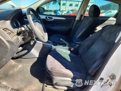 Zdjęcie 7 z 12 samochodu: 2013 NISSAN SENTRA S VIN:3N1AB7AP6DL626134 - miniatura