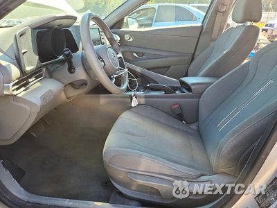 Zdjęcie 7 z 12 samochodu: 2021 HYUNDAI ELANTRA SEL VIN:5NPLM4AG2MH045583 - miniatura