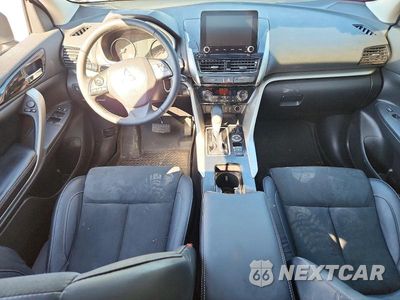 Zdjęcie 8 z 13 samochodu: 2023 MITSUBISHI ECLIPSE CROSS SE VIN:JA4ATWAA1PZ037788 - miniatura