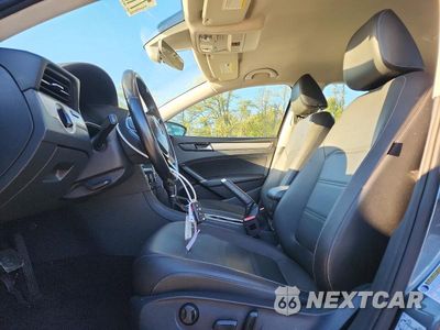 Zdjęcie 7 z 12 samochodu: 2020 VOLKSWAGEN PASSAT SE VIN:1VWSA7A35LC008960 - miniatura