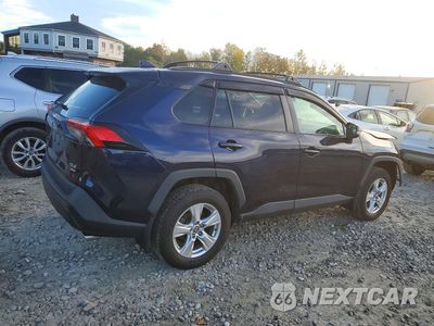 Trzecie zdjęcie samochodu z tyłu: 2021 TOYOTA RAV4 XLE VIN:2T3P1RFV7MW162762 - miniatura
