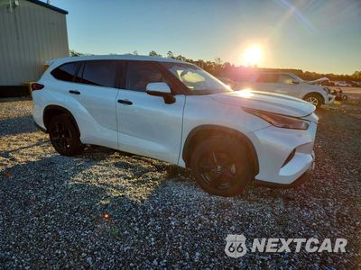 Czwarte zdjęcie samochodu z boku: 2023 TOYOTA HIGHLANDER HYBRID LE VIN:5TDZARAH1PS519434 - miniatura