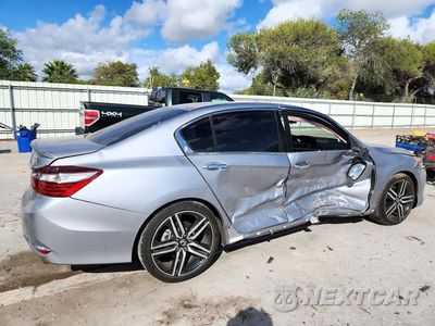 Trzecie zdjęcie samochodu z tyłu: 2017 HONDA ACCORD SPORT SPECIAL EDITION VIN:1HGCR2F19HA288560 - miniatura