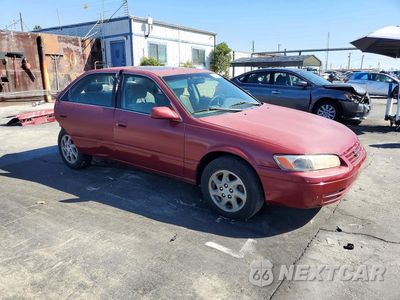 Czwarte zdjęcie samochodu z boku: 1997 TOYOTA CAMRY LE V6 VIN:4T1BF22K8VU004150 - miniatura