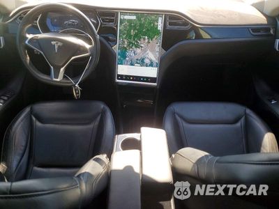 Zdjęcie 8 z 12 samochodu: 2016 TESLA MODEL S VIN:5YJSA1E10GF132541 - miniatura
