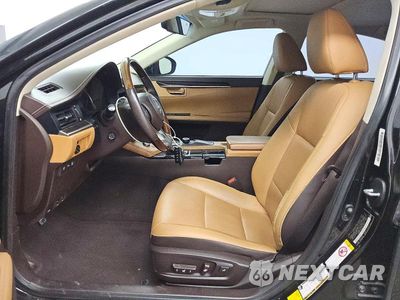 Zdjęcie 7 z 12 samochodu: 2016 LEXUS ES 350 VIN:58ABK1GG2GU025002 - miniatura