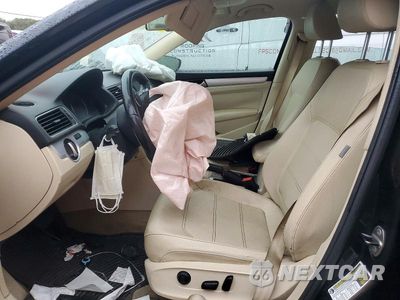 Zdjęcie 7 z 12 samochodu: 2012 VOLKSWAGEN PASSAT SE VIN:1VWBP7A33CC006543 - miniatura