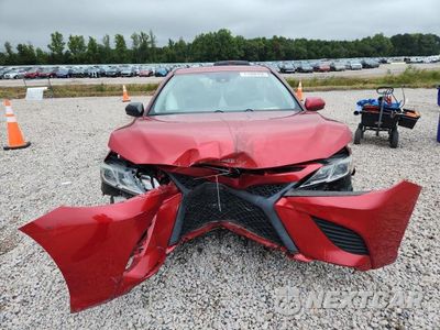 Piąte zdjęcie samochodu w środku: 2019 TOYOTA CAMRY SE VIN:4T1B11HK6KU215939 - miniatura