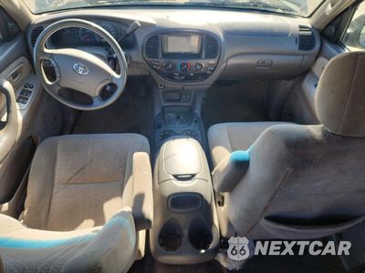 Zdjęcie 8 z 12 samochodu: 2005 TOYOTA TUNDRA DOUBLE CAB SR5 VIN:5TBDT44115S498614 - miniatura