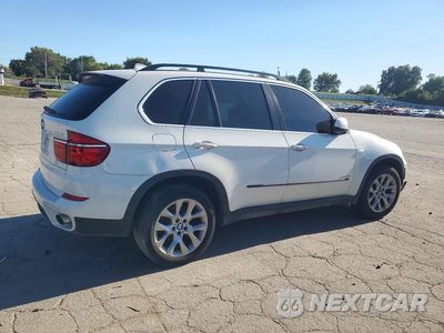 Trzecie zdjęcie samochodu z tyłu: 2013 BMW X5 XDRIVE35I VIN:5UXZV4C56D0B16320 - miniatura