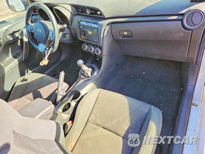 Zdjęcie 8 z 12 samochodu: 2013 SCION TC BASE VIN:JTKJF5C79D3065614 - miniatura