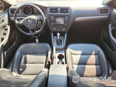 Zdjęcie 8 z 12 samochodu: 2018 VOLKSWAGEN JETTA SE VIN:3VWDB7AJXJM234461 - miniatura