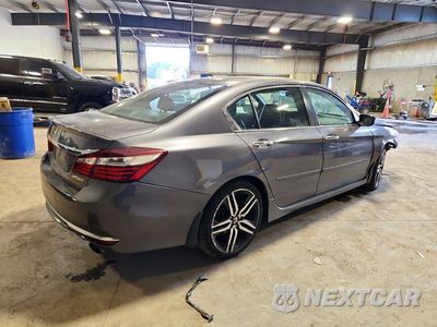 Trzecie zdjęcie samochodu z tyłu: 2017 HONDA ACCORD SPORT VIN:1HGCR2F52HA092351 - miniatura