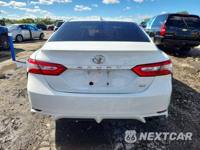 Zdjęcie 6 z 12 samochodu: 2019 TOYOTA CAMRY SE VIN:4T1B11HK7KU220003 - miniatura