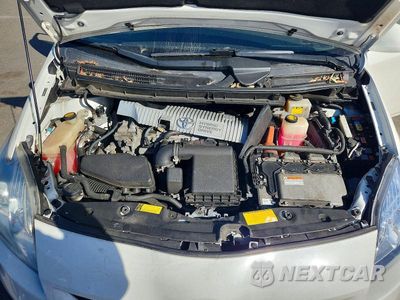 Zdjęcie 11 z 12 samochodu: 2011 TOYOTA PRIUS TWO VIN:JTDKN3DU0B0286010 - miniatura