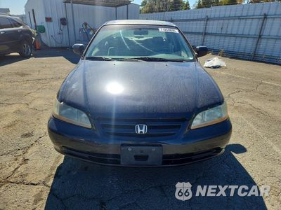 Piąte zdjęcie samochodu w środku: 2001 HONDA ACCORD LX VIN:JHMCG66541C014674 - miniatura